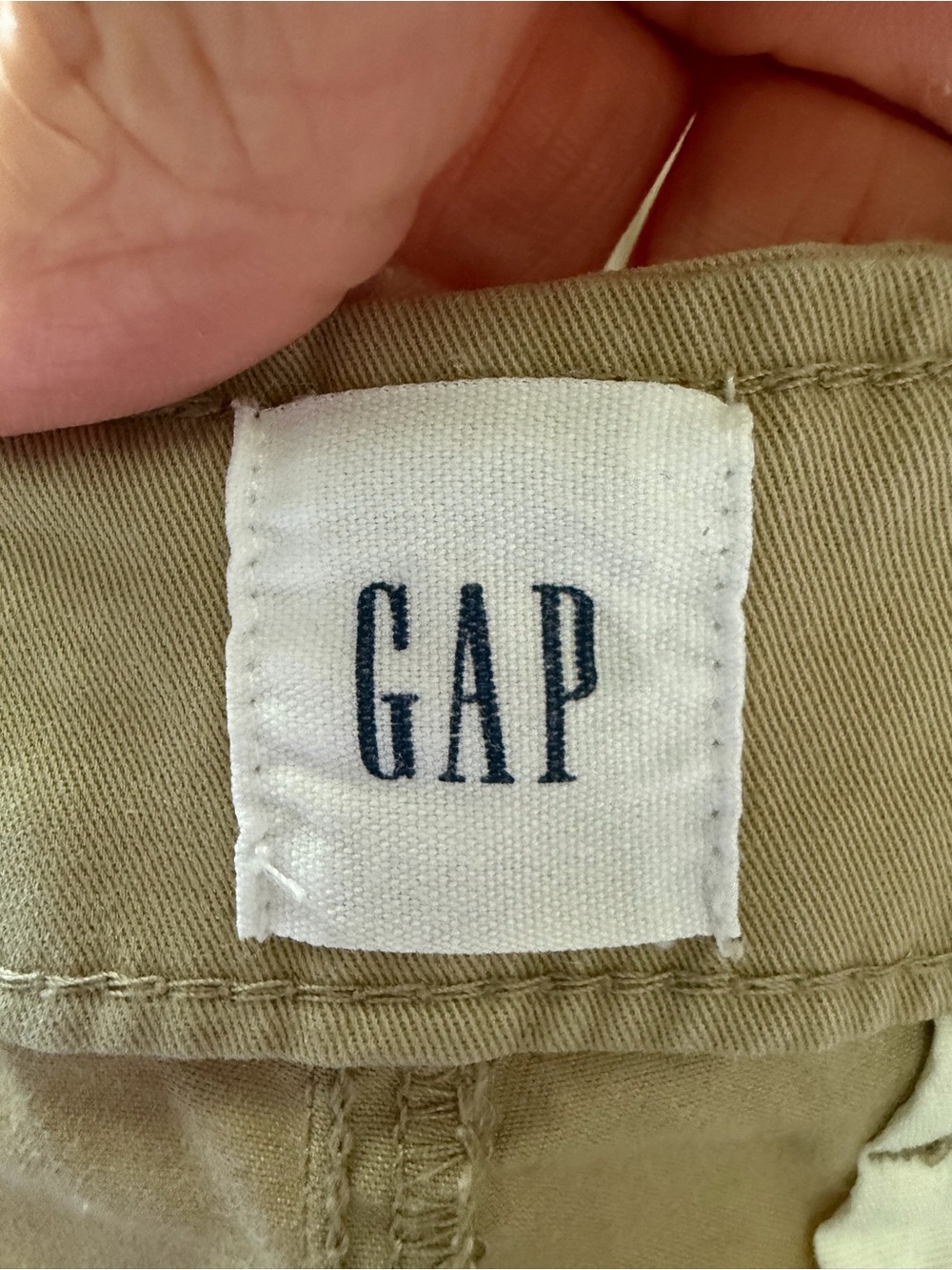 3/$20 GAP Downtown Khaki Cropped Pants - Picture 3 of 5